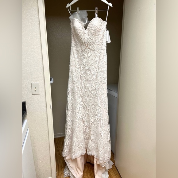Wedding Dress NWT - Never Worn & Not Altered - Picture 3 of 13